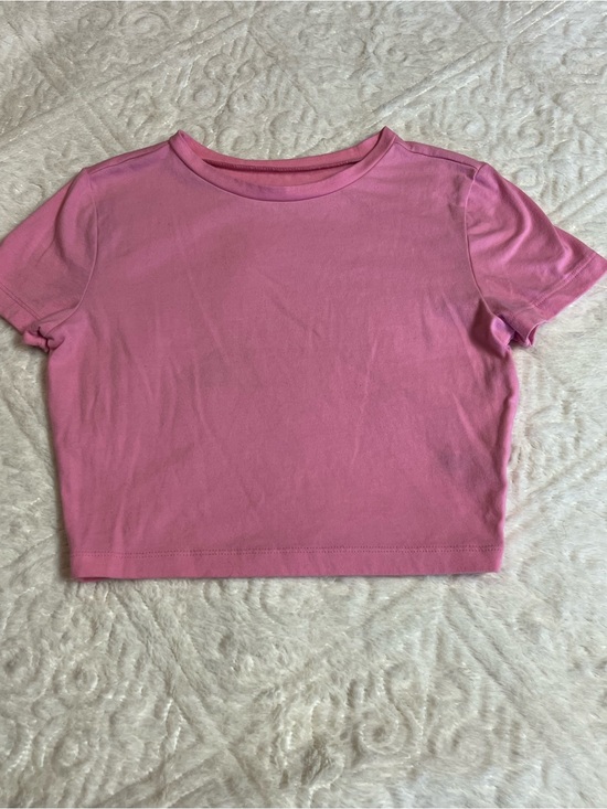 wild fable Tops - wild fable Pink Short-Sleeve Cropped Tee
